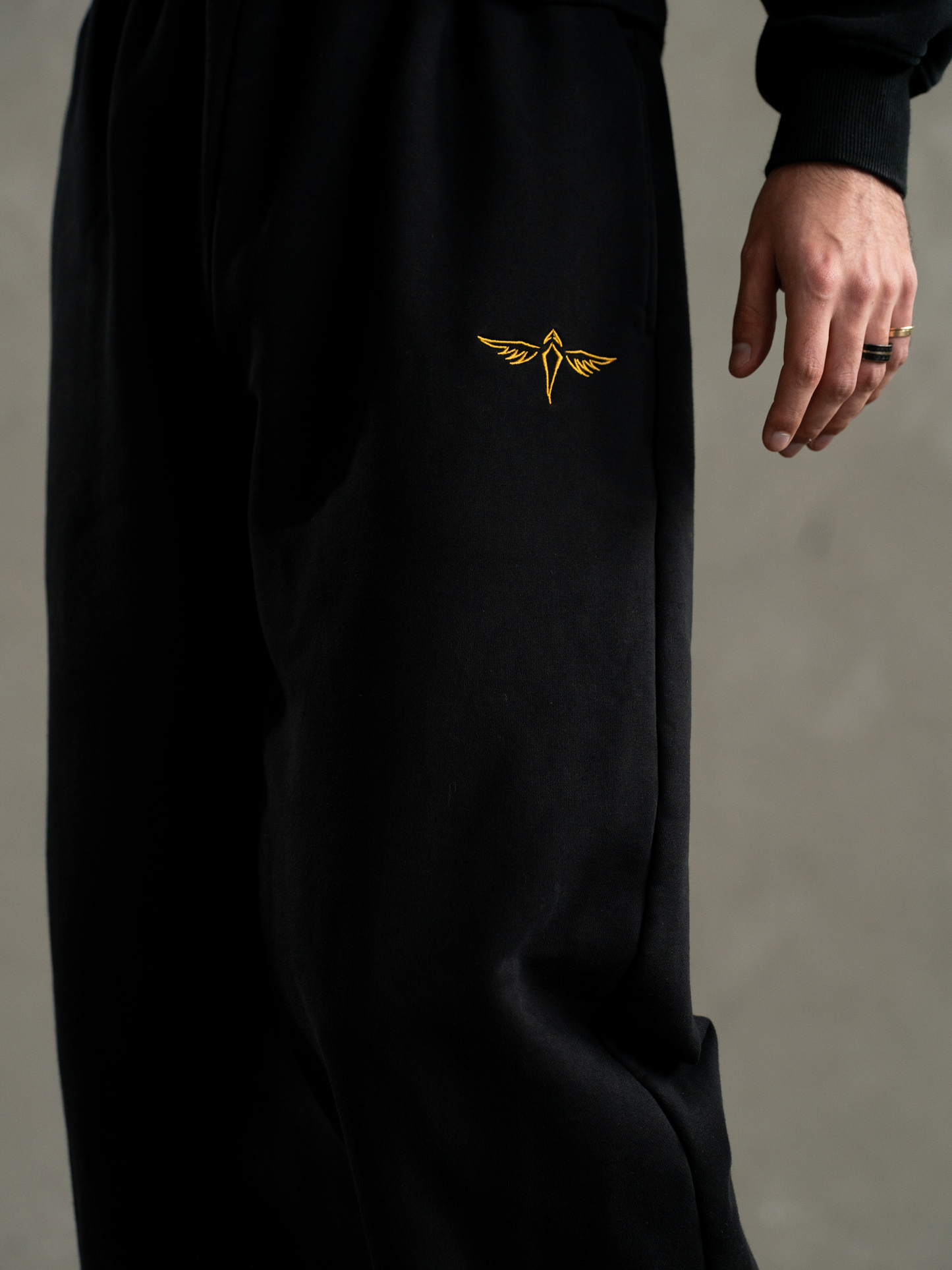 Black Heavyweight Trackpant